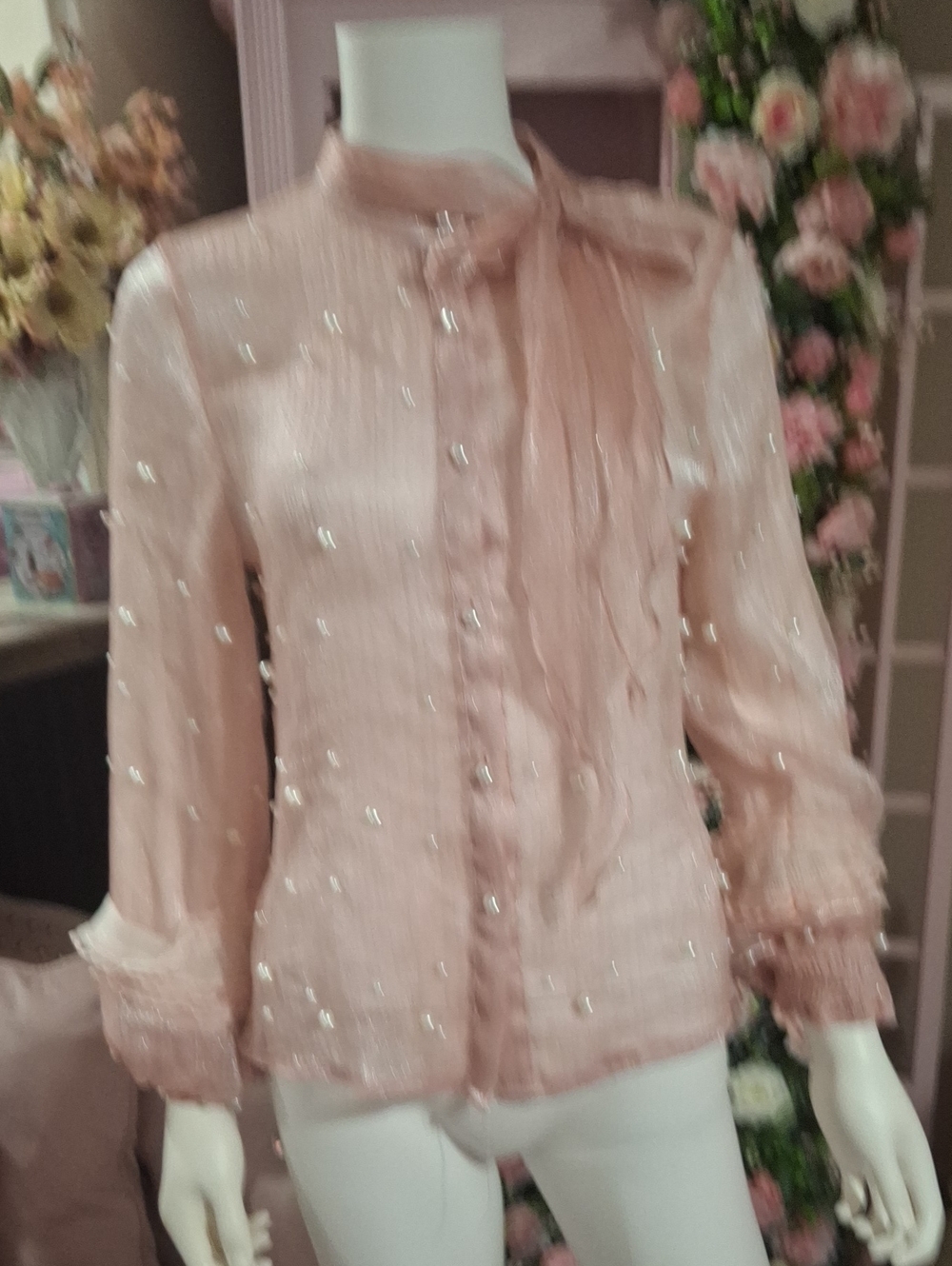 HANNIER Women's Pearl-Embellished Chiffon Tie-Neck Blouse - Blush Pink NWOT